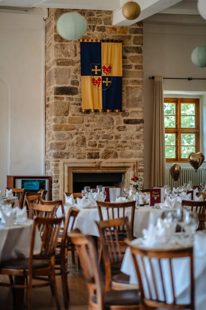 Burg Warberg Hochzeit von Kathi und Adrian